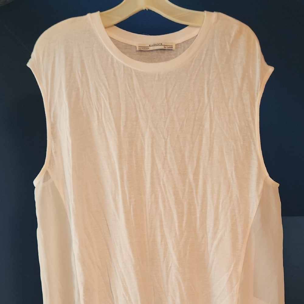 Women's Sleeveless White Top
